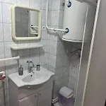 Whispering Pines بيت ضيافة Sisava