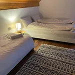 بيت ضيافة Whispering Pines