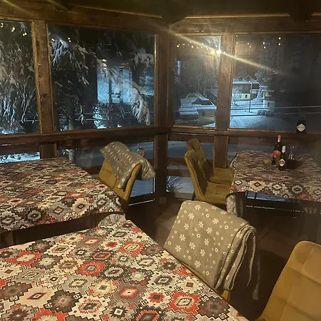 Vendégház Whispering Pines Šišava