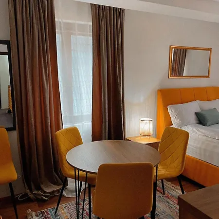 Whispering Pines Vendégház 4*