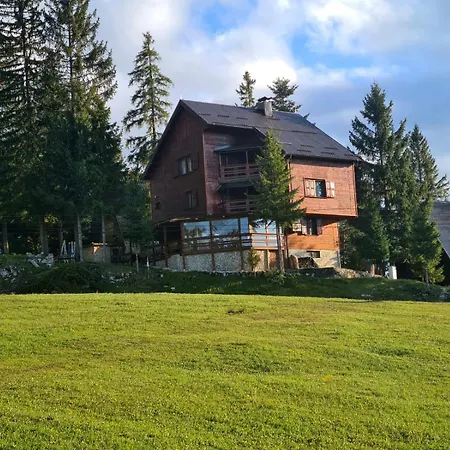 Whispering Pines Vendégház