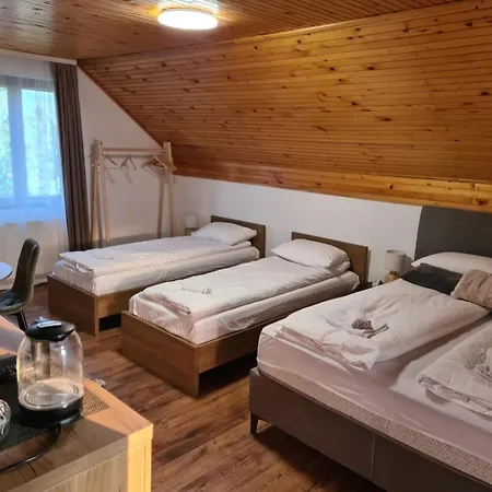 Frühstückspension Whispering Pines *